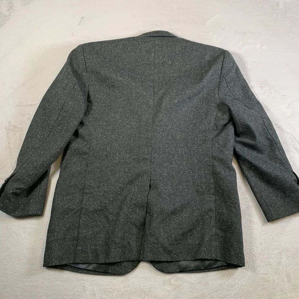 StudioSuits Gray Wool Blend Sport Coat 40S Blazer Hand Crafted Two Button NEW